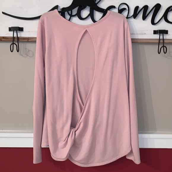 Light pink old navy active long sleeve top! - Picture 4 of 4